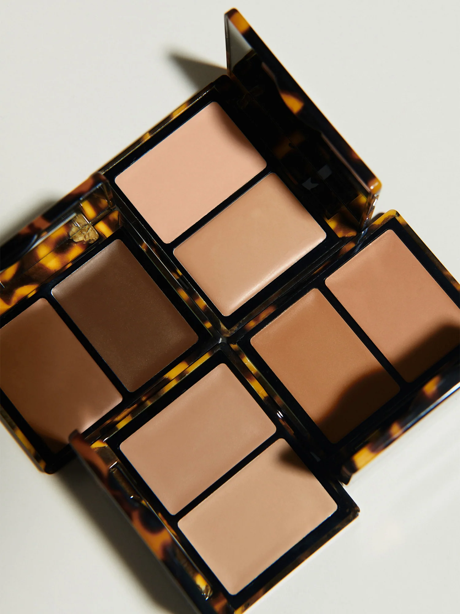 Le Correcteur Aura - Medium Intense
