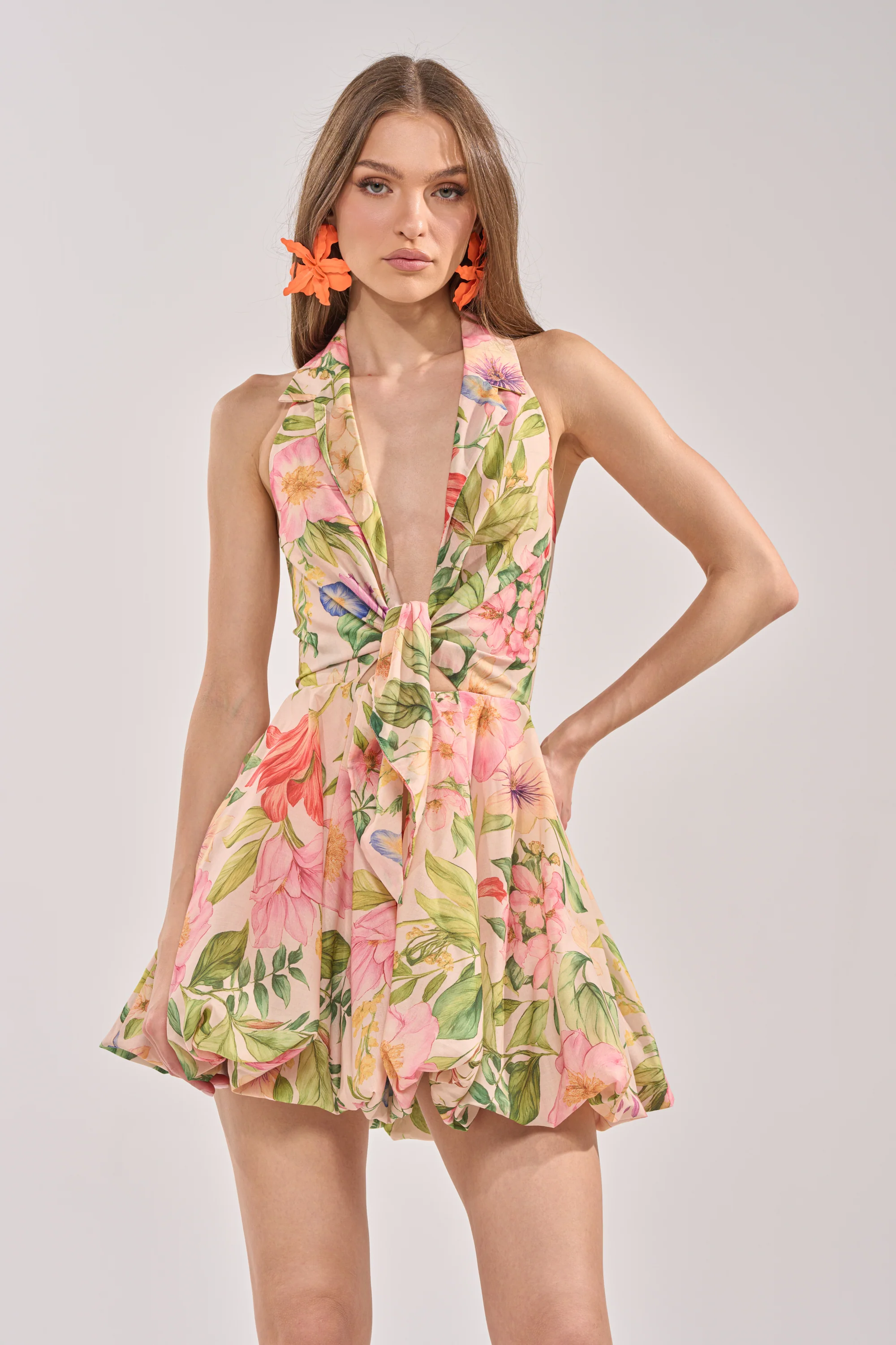 SOFT LAUNCH FLORAL MINI DRESS IN BEIGE - Akira Store
