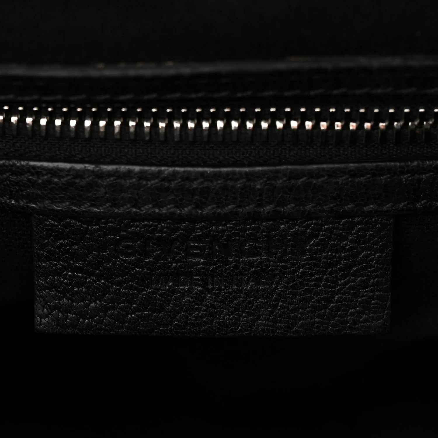 Sugar Goatskin Small Antigona Black