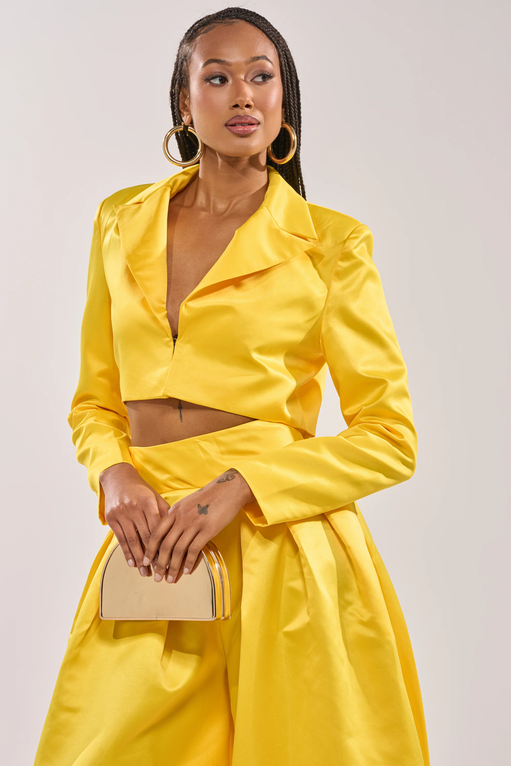 BLOOMING CROP SATIN BLAZER - Akira Store