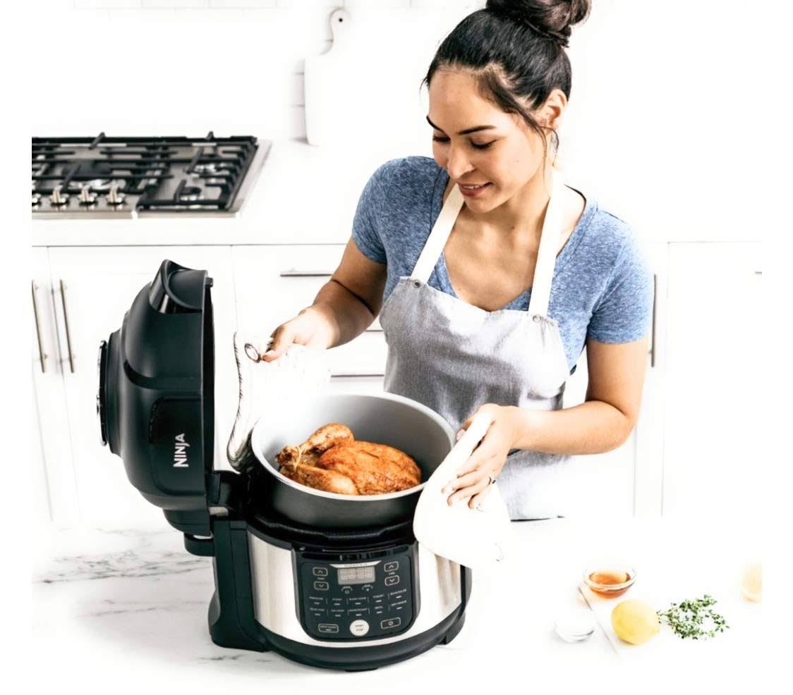 Ninja FD302 Foodi 11-in-1 Pro 6.5 Qt. Pressure Cooker & Air Fryer That Steams