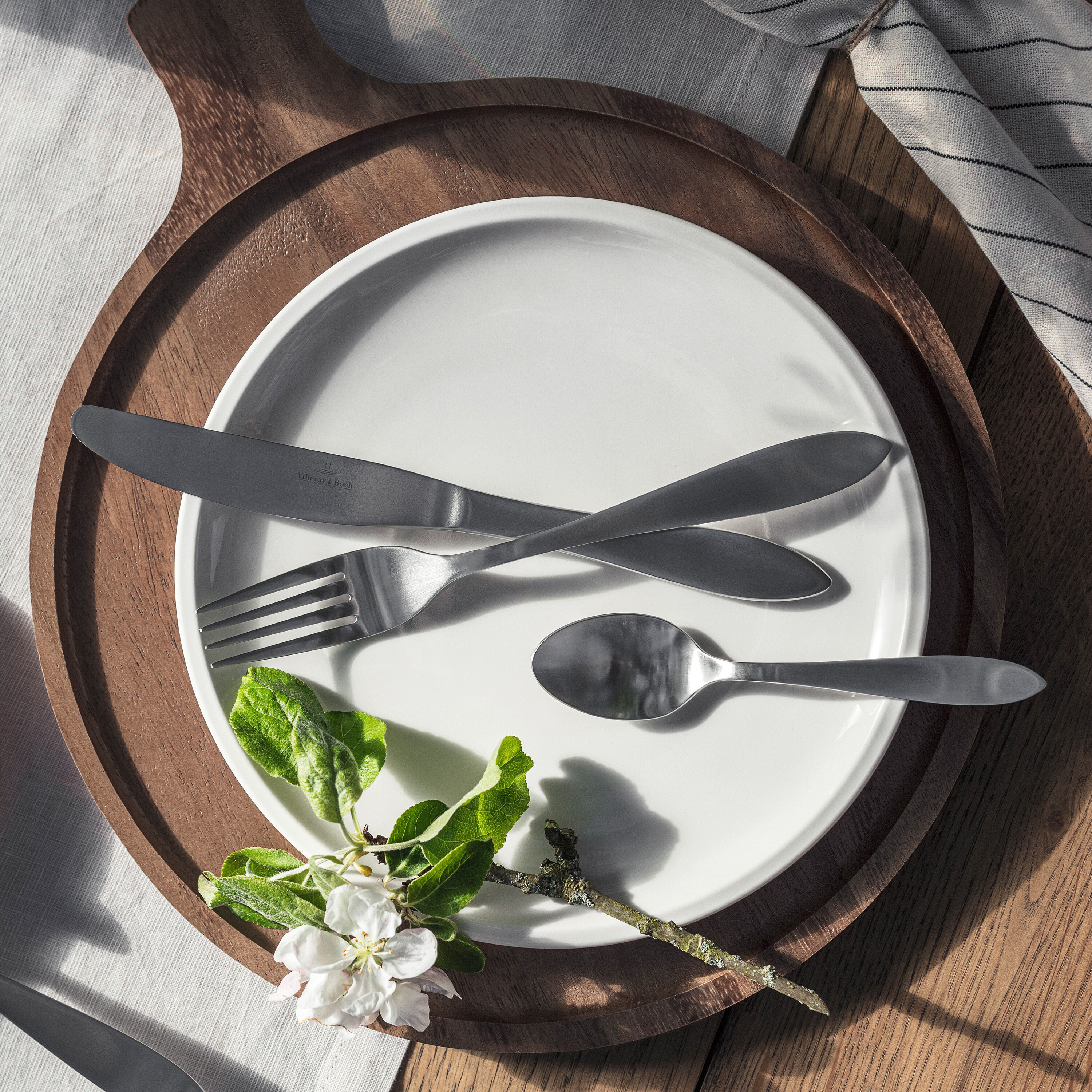 Artesano Appetizer/ Bread Plate - White, 6.3'', Premium Porcelain