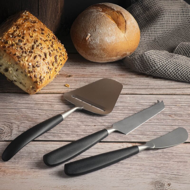Knivsett med ost-og smørkniv 2 stk nylon