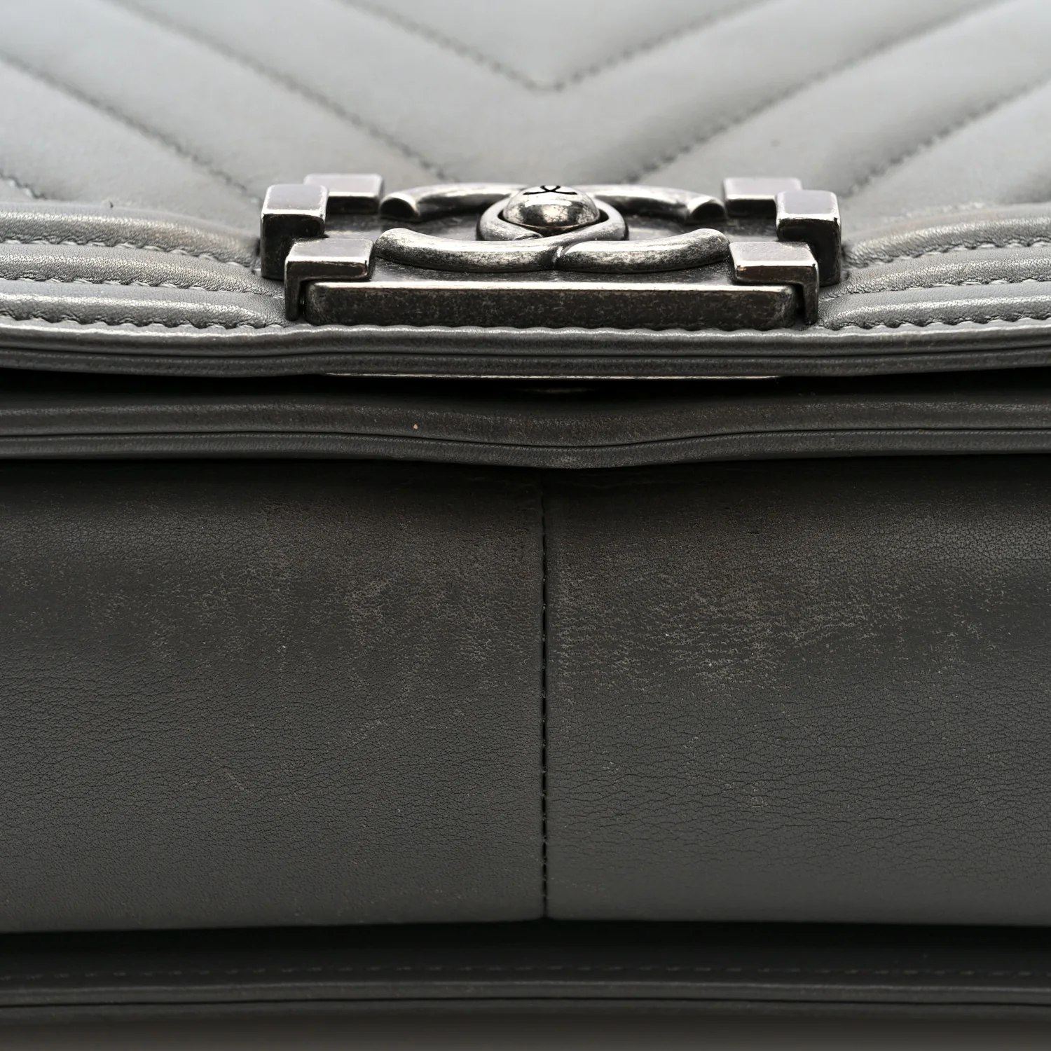 Lambskin Chevron Quilted Medium Boy Flap Grey