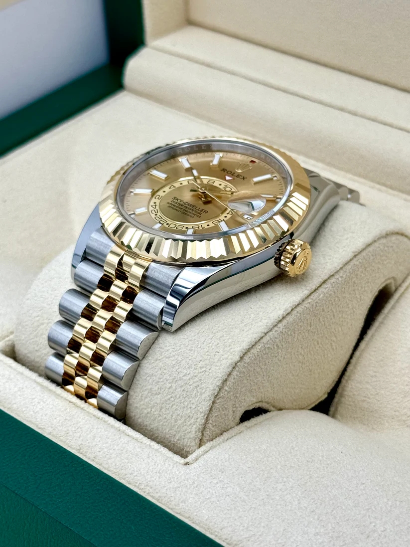 [Super Clone]RLX  Sky-Dweller 42mm Two-Tone Yellow Gold Champagne Dial Jubilee - 336933 - New 2025