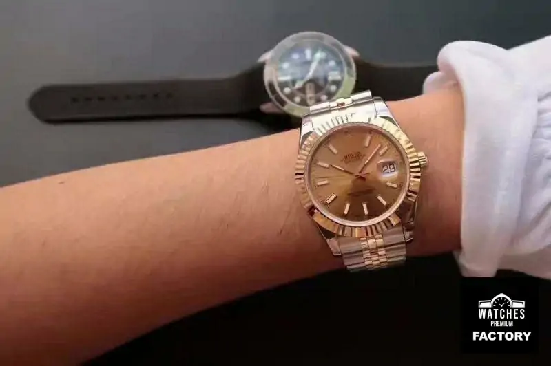 Rolex Datejust 126333 41mm Champagne Dial