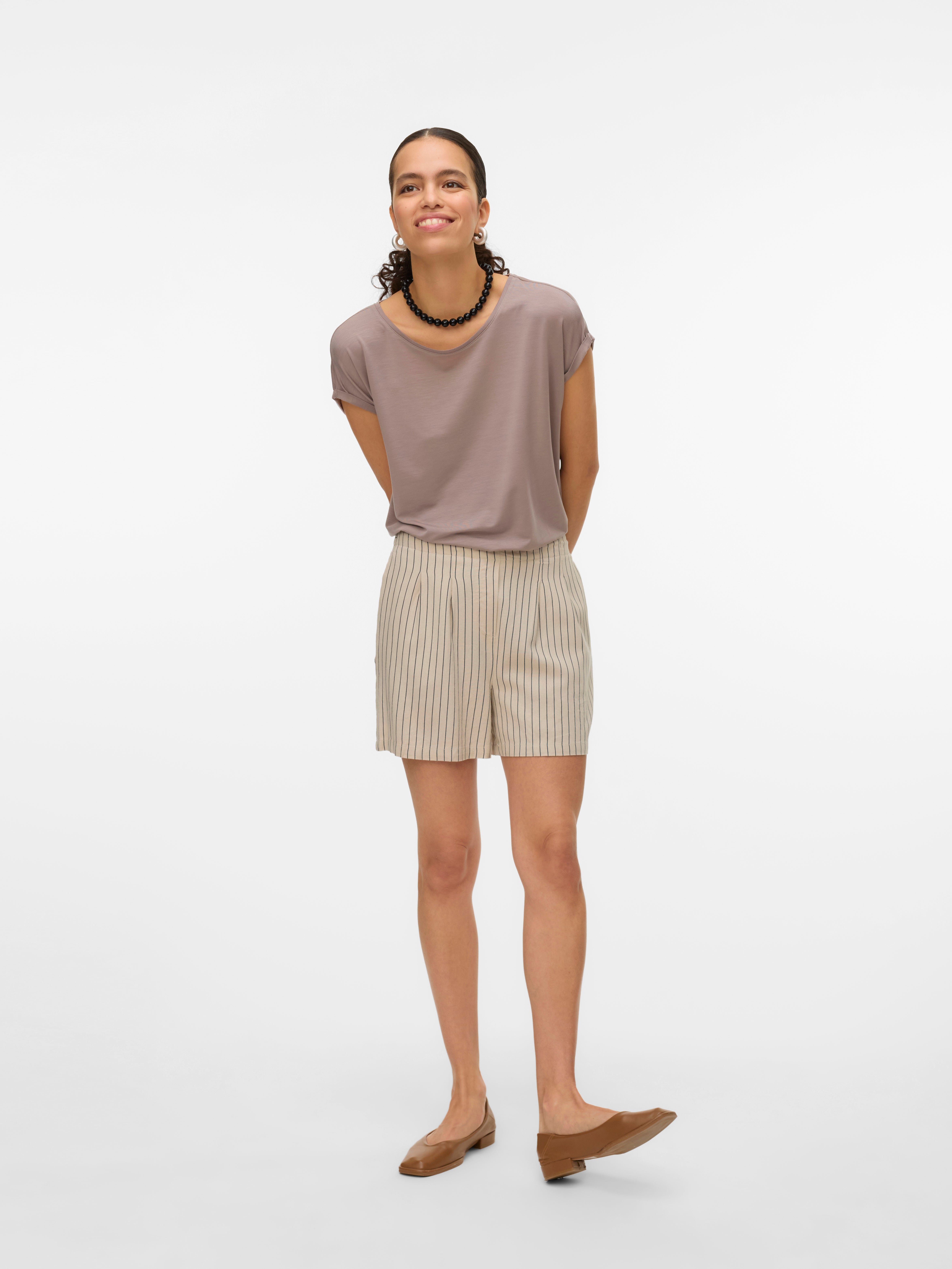 VERO MODA® VMJESMILO Shorts