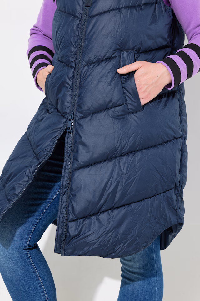 Quilted Vest Hood Side Pockets