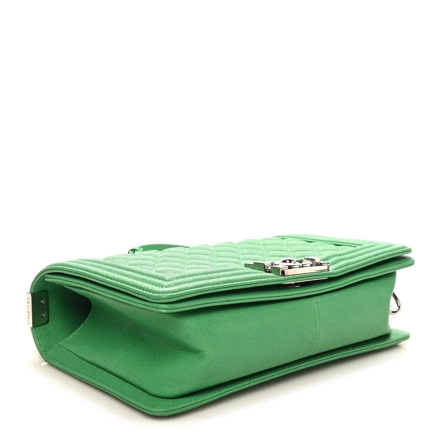 Caviar Quilted Medium Boy Flap Green