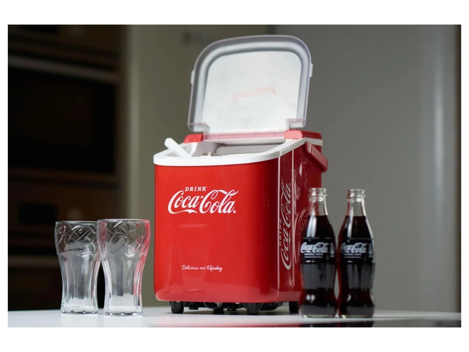 Coca Cola Machine  glaons