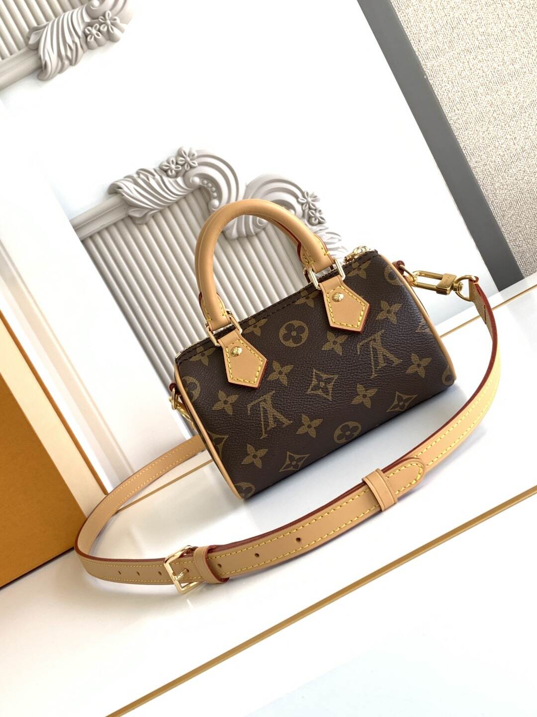 LOUIS VUITTON NANO Speedy Mini トートバッグ M81085