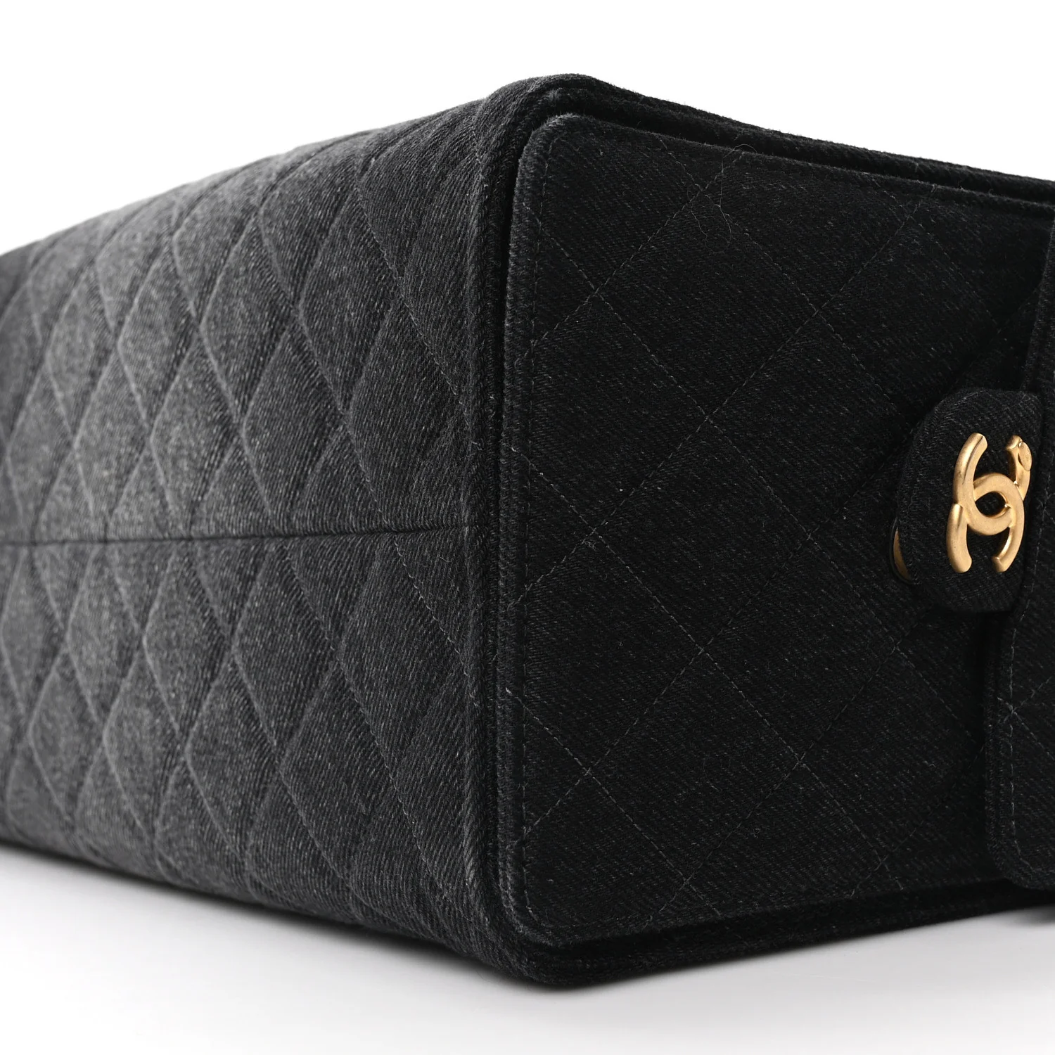 Washed Denim Quilted Medium Chanel 25 Handbag Black