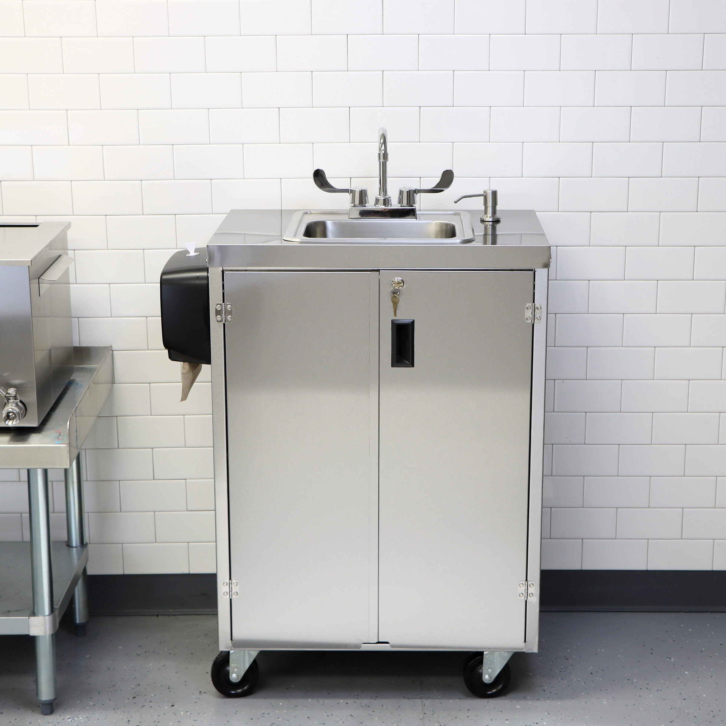 Electric Portable Sink, with Hot Water Heater and Pump Movable Steel Hand Washing Sink - Image 3