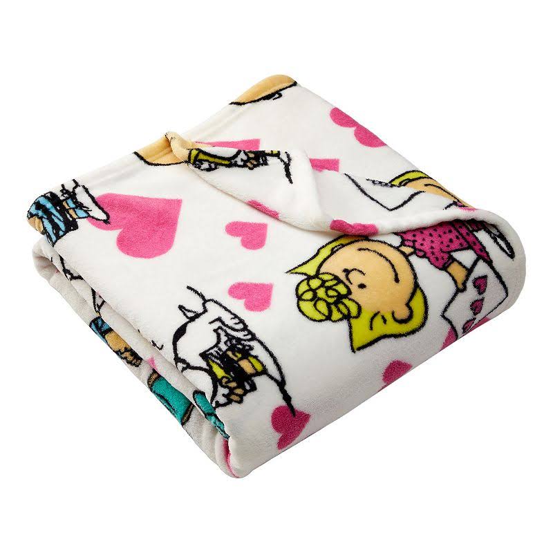Peanuts Snoopy Gang Throw Blanket, Valentine Day Print, Super Soft Cozy Lightweight Plush 46