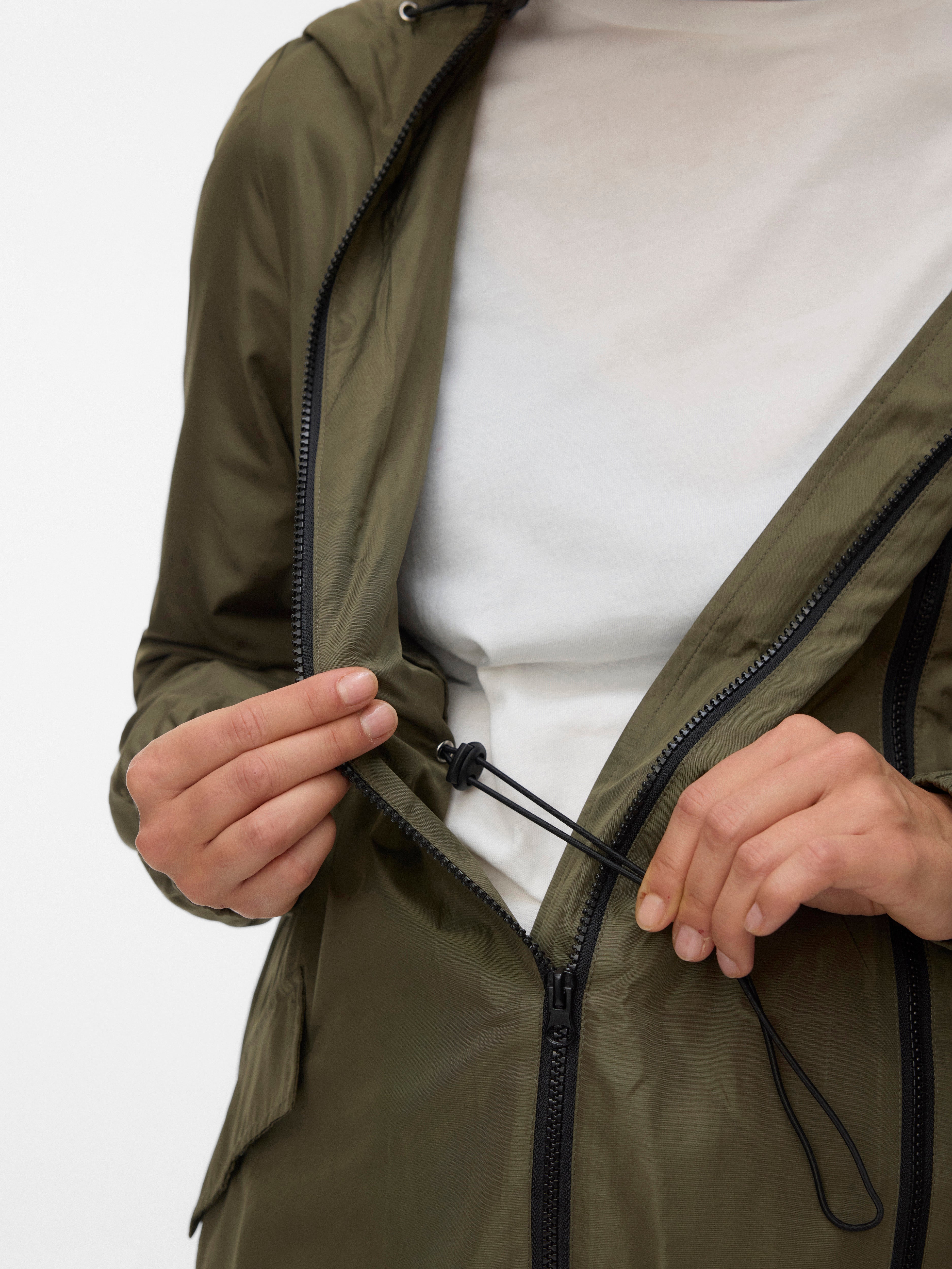 VERO MODA® High stand-up collar Elasticated cuffs Coat