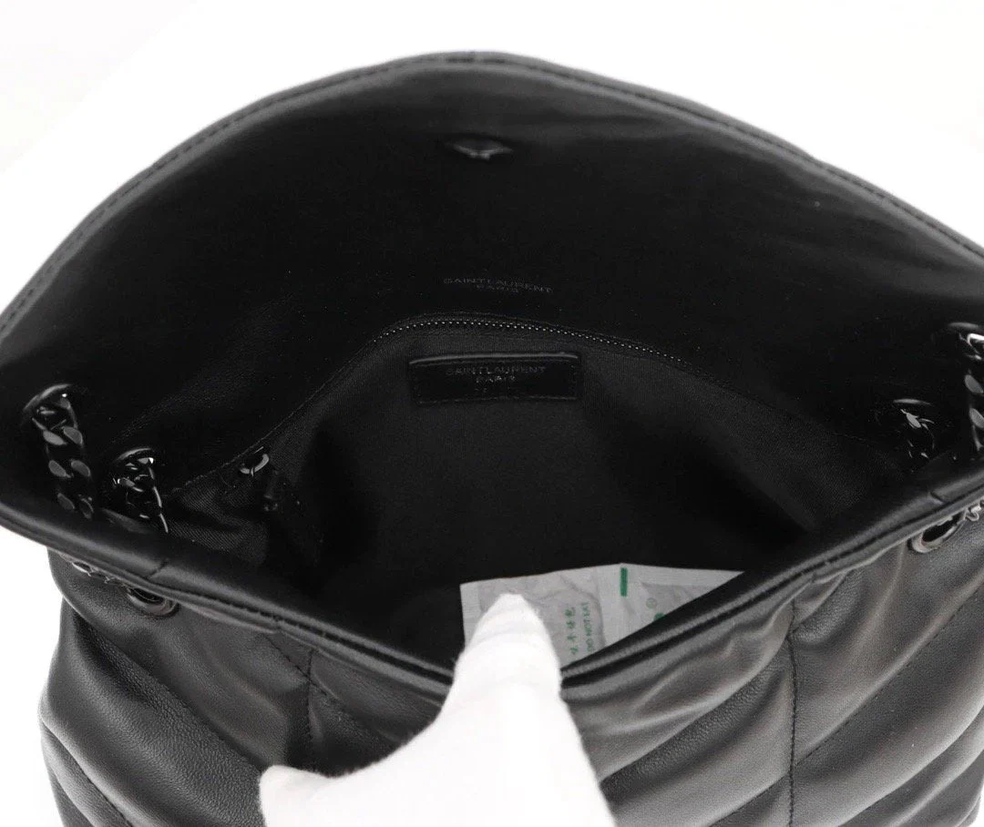 Saint Laurent Loulou Shoulder bag