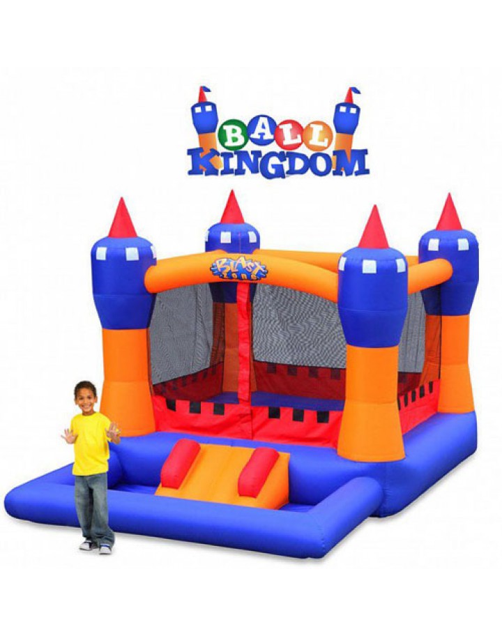 Château gonflable et piscine à balles Ball Kingdom par Blast Zone