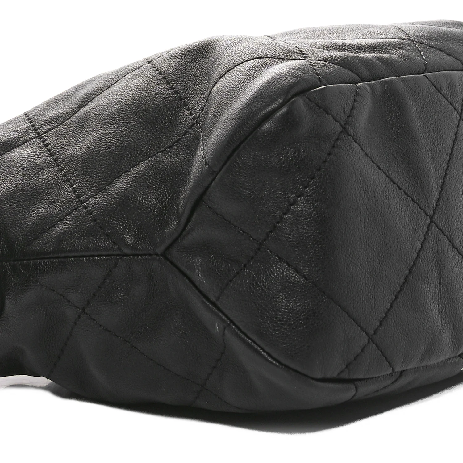 Calfskin Quilted Daily Hobo Black