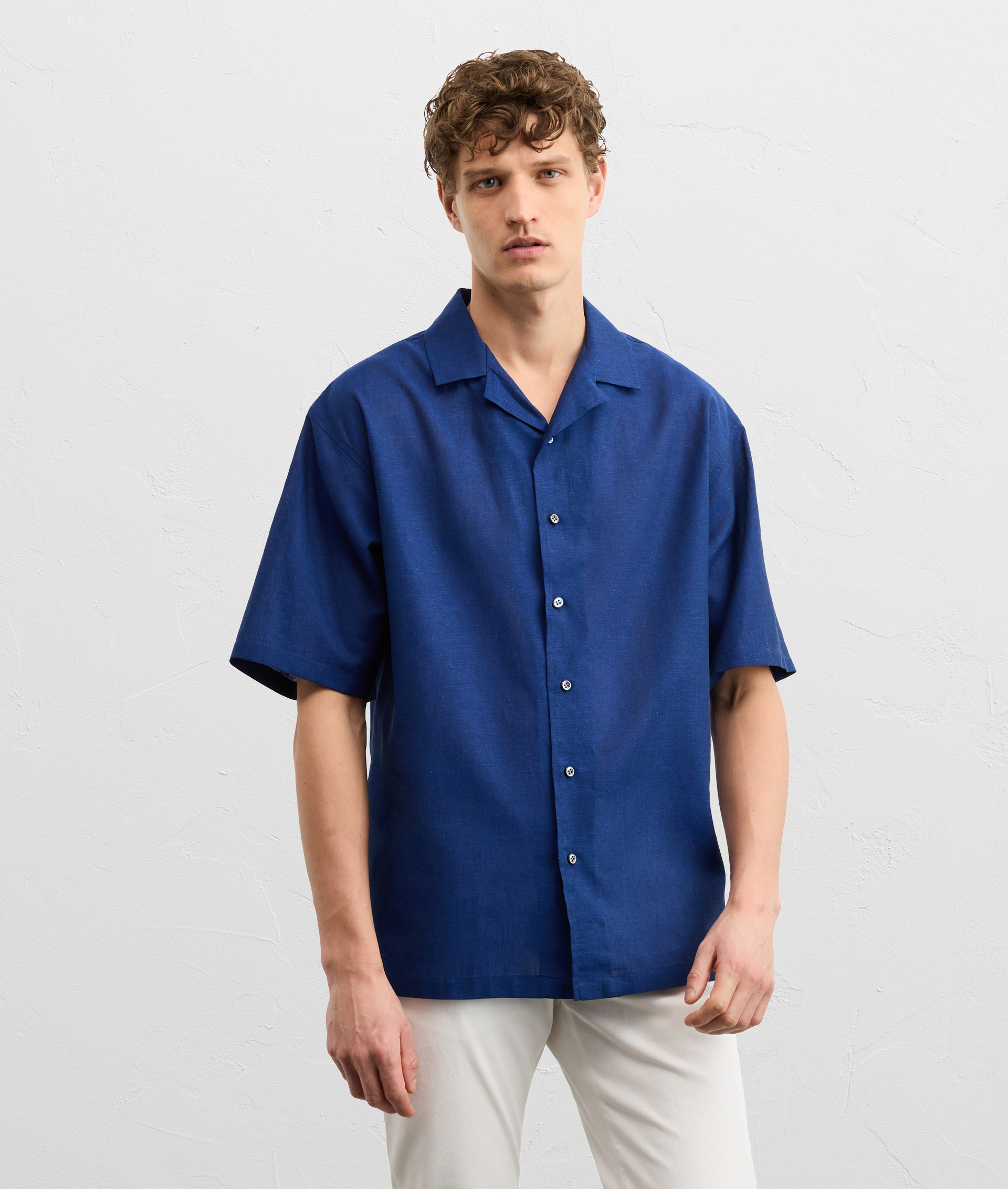 BLUE LINEN AND COTTON SHIRT WITH PANAREA COLLAR AND SHORT SLEEVES