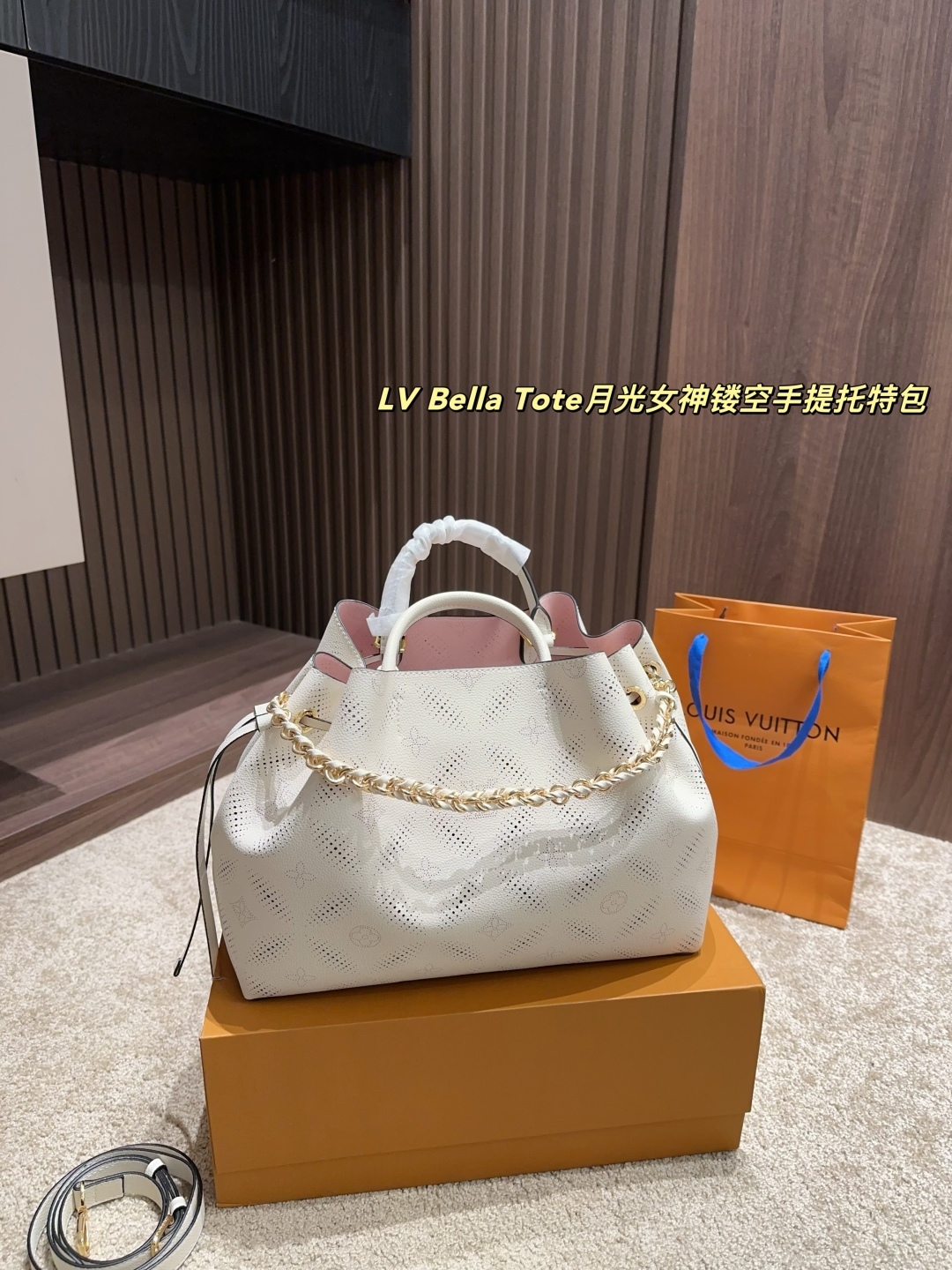 Louis new arrival bella tote bag size:32*25 cm