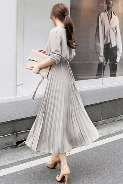 Robe à manches bouffantes en chiffon plissé