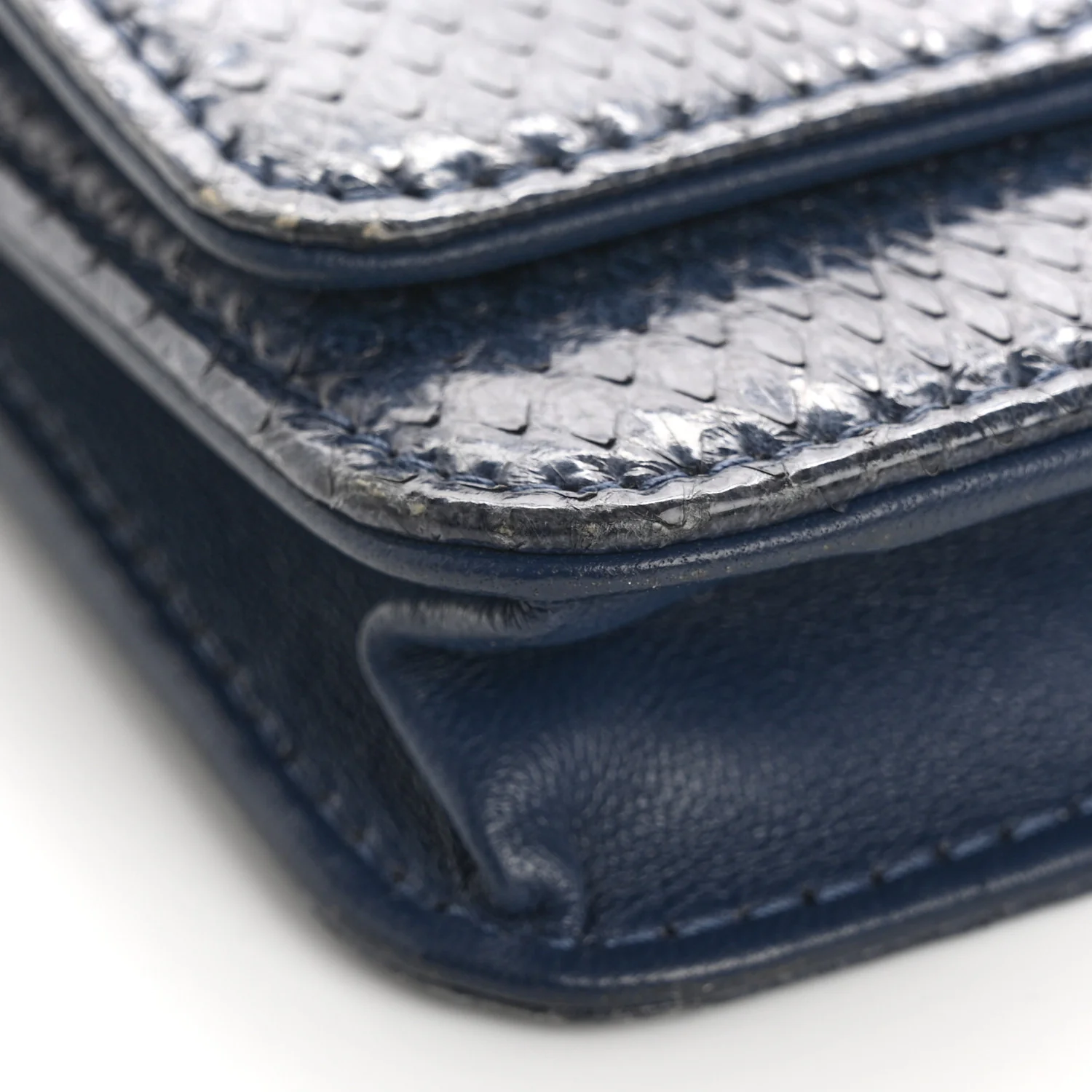 Snakeskin Wallet On Chain WOC Blue