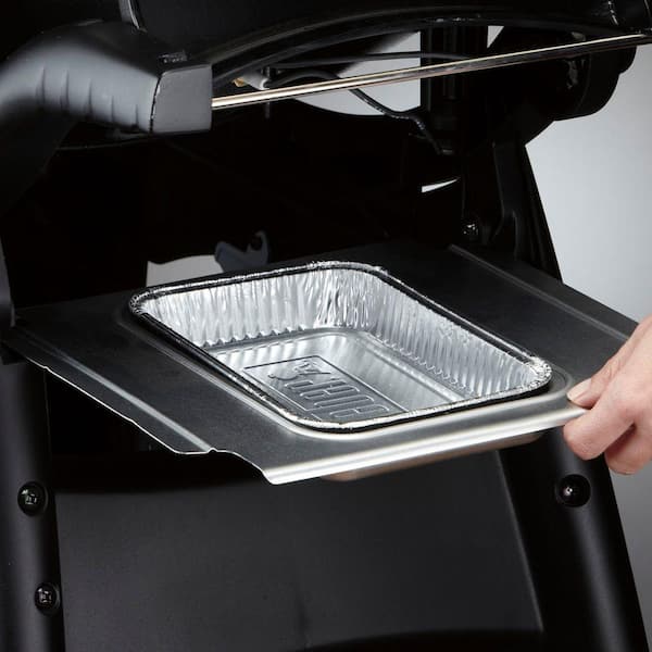 Q 3200 2 Burner Propane Gas Grill in Titanium with Built In Thermomter Image 10