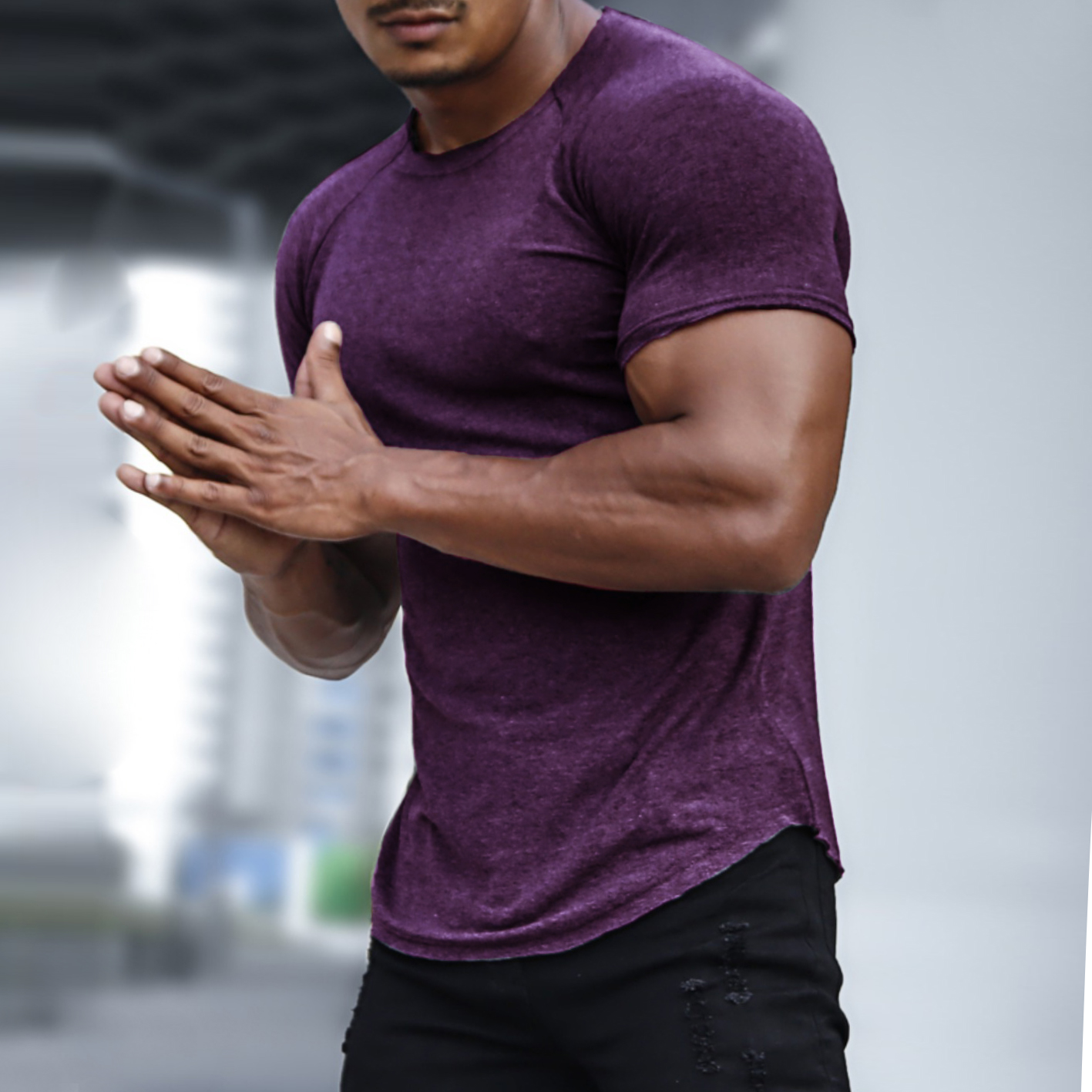T-shirt homme décontracté slim uni à manches courtes, idéal pour le fitness et la course à pied.
