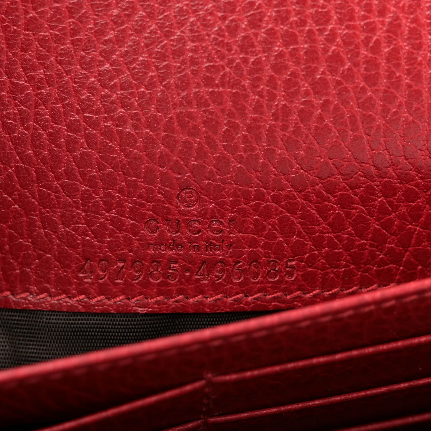 Dollar Calfskin Mini GG Marmont Chain Wallet Hibiscus Red