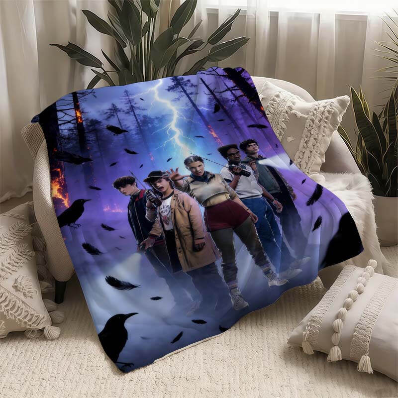 Character poster themed flannel soft blanket, suitable for all seasons, hypoallergenic and tear-resistant, ideal for sofas, bedroom beds, offices, camping and travel, a perfect choice for Valentine