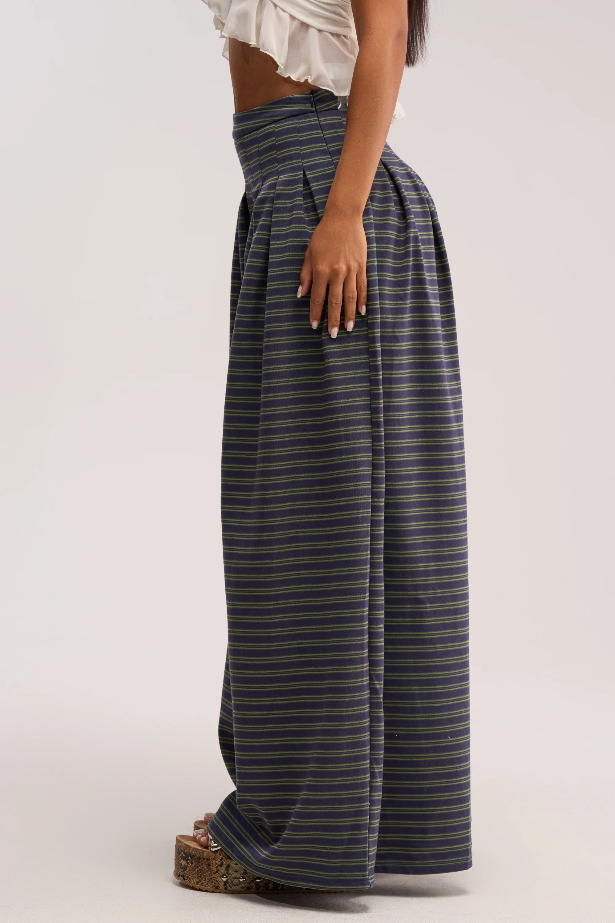 GUESS WHO STRIPE PALAZZO PANT - Akira Store