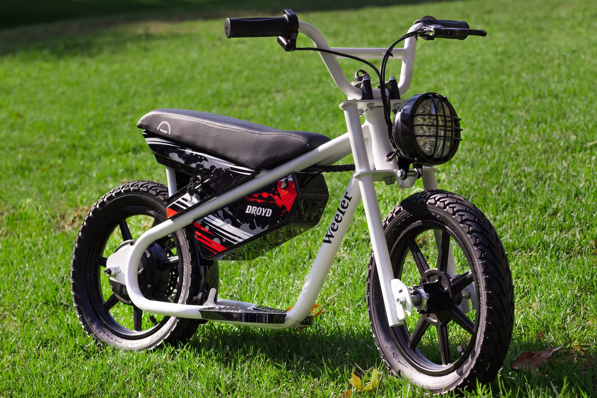 Weeler Electric Mini Bike 24V 8Ah Battery, 6-10 MPH, Up to 8 Miles, LED Lights, Kids Ages 6+(White) - Image 10