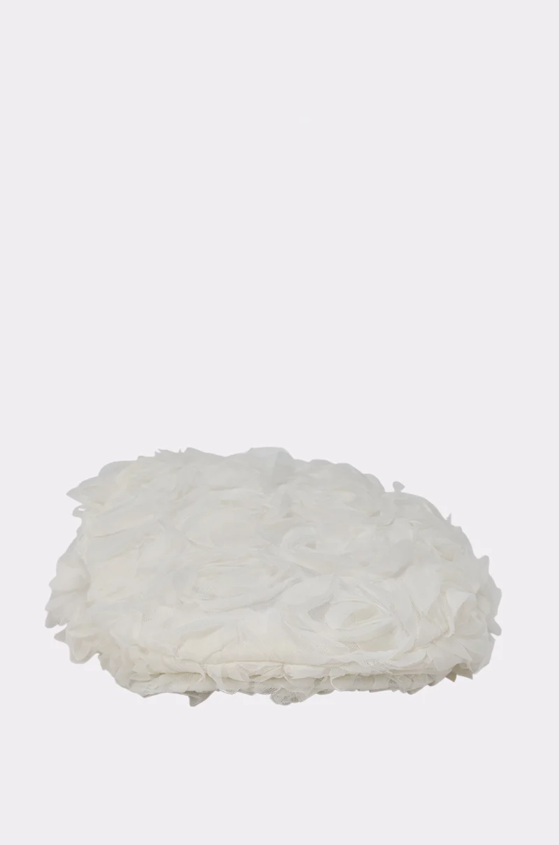 SO DEMURE ROSETTE HAT - Akira Store
