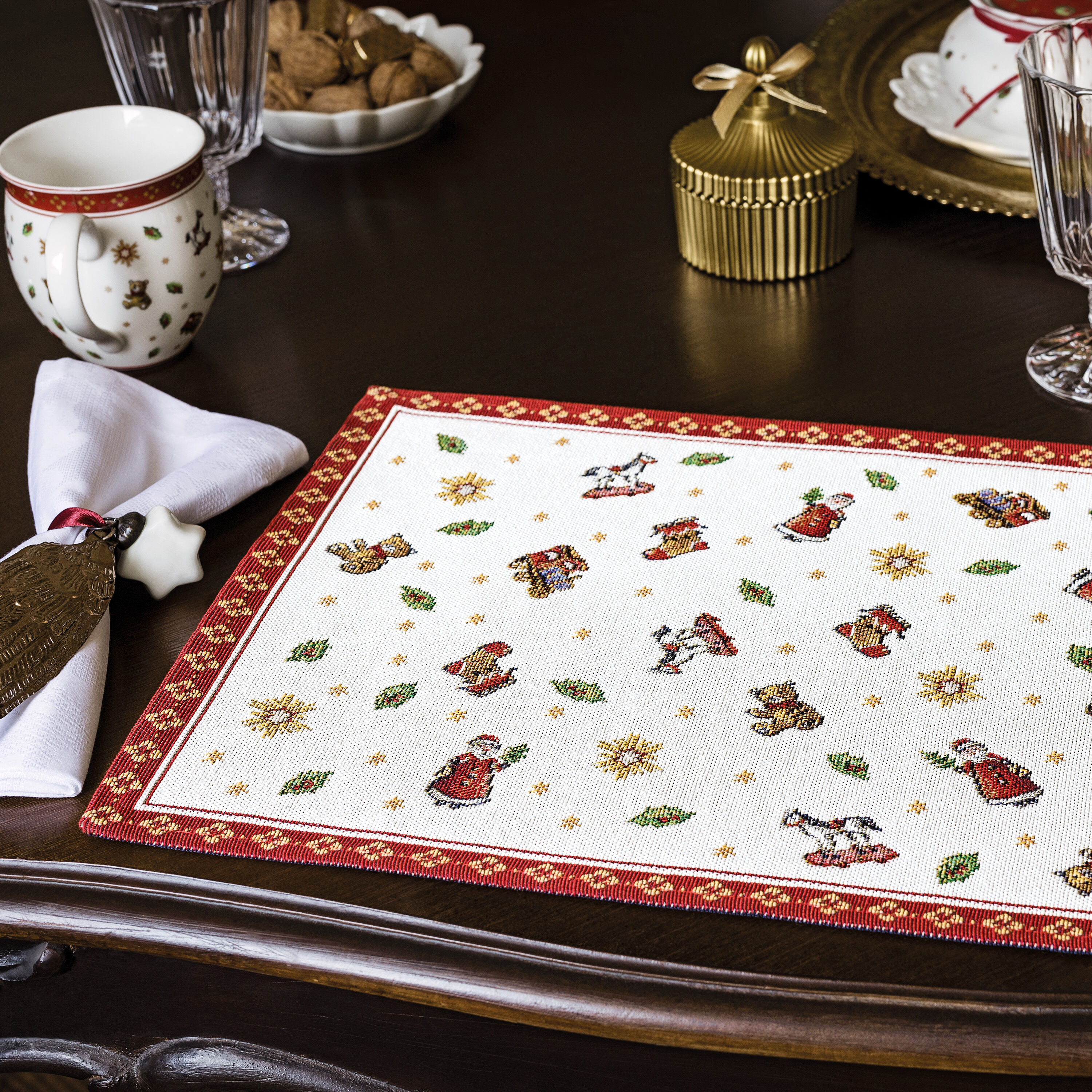 Toy's Delight Placemat - Red, 18.9'' x 12.6'' x 0.1''