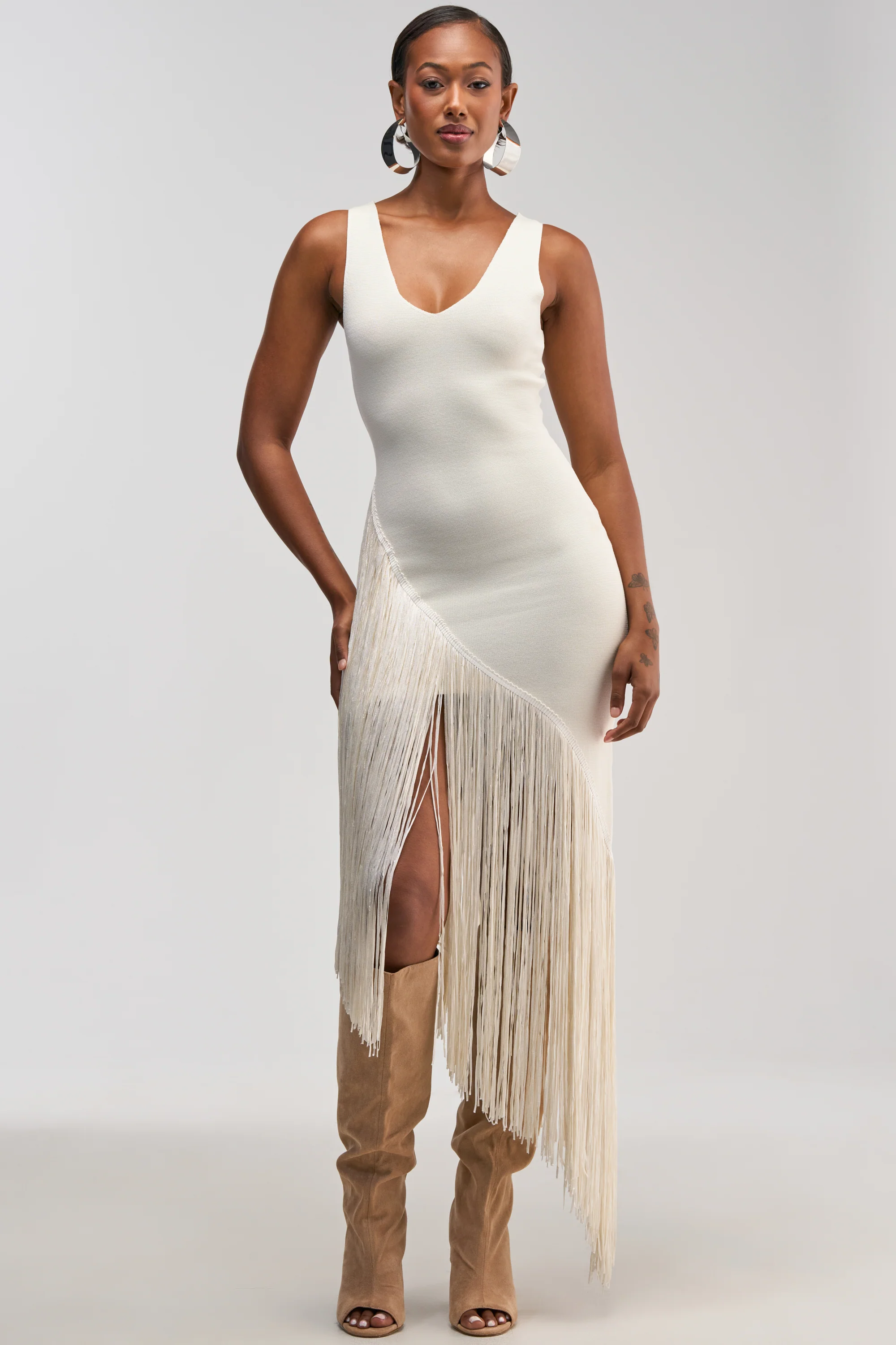 SHAKE IT FRINGE MIDI DRESS IN WHITE - Akira Store