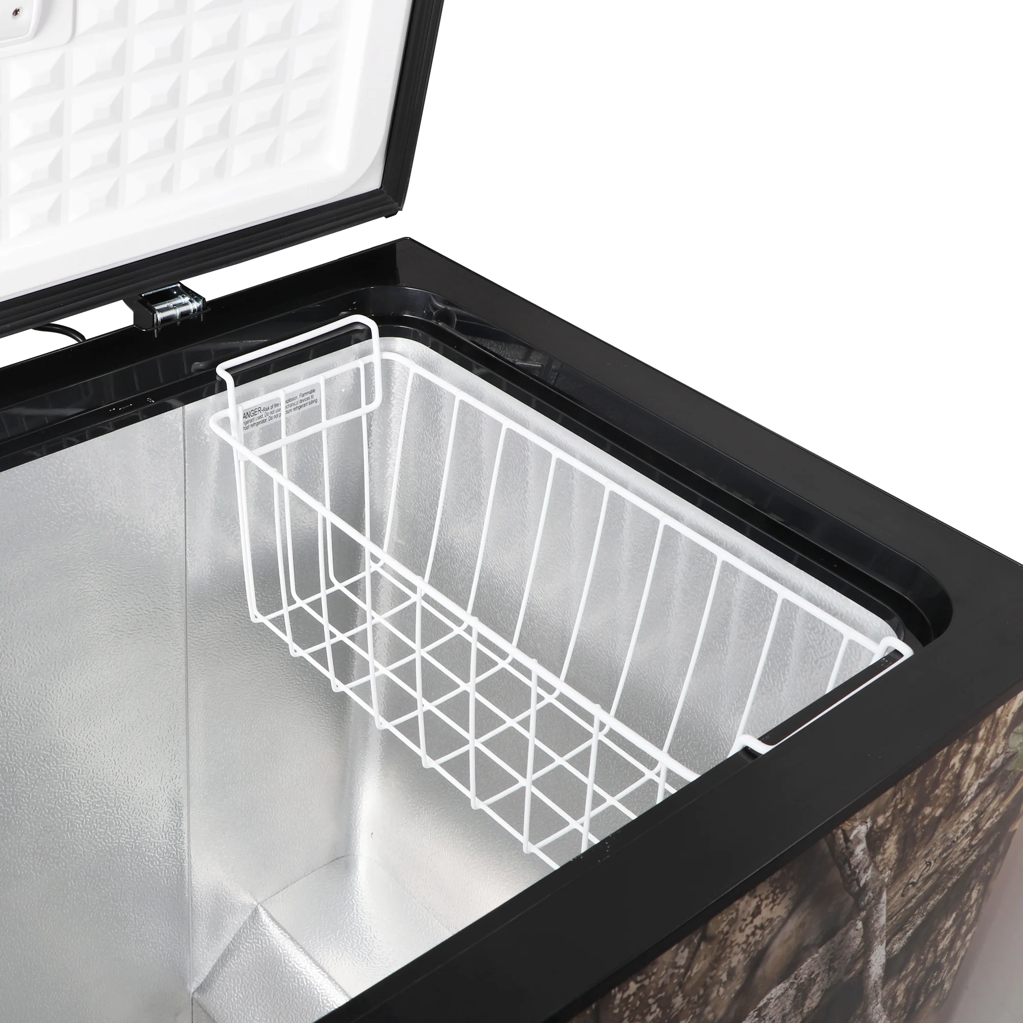 7-cu ft Manual Defrost Chest Freezer (Camouflage) - Image 9