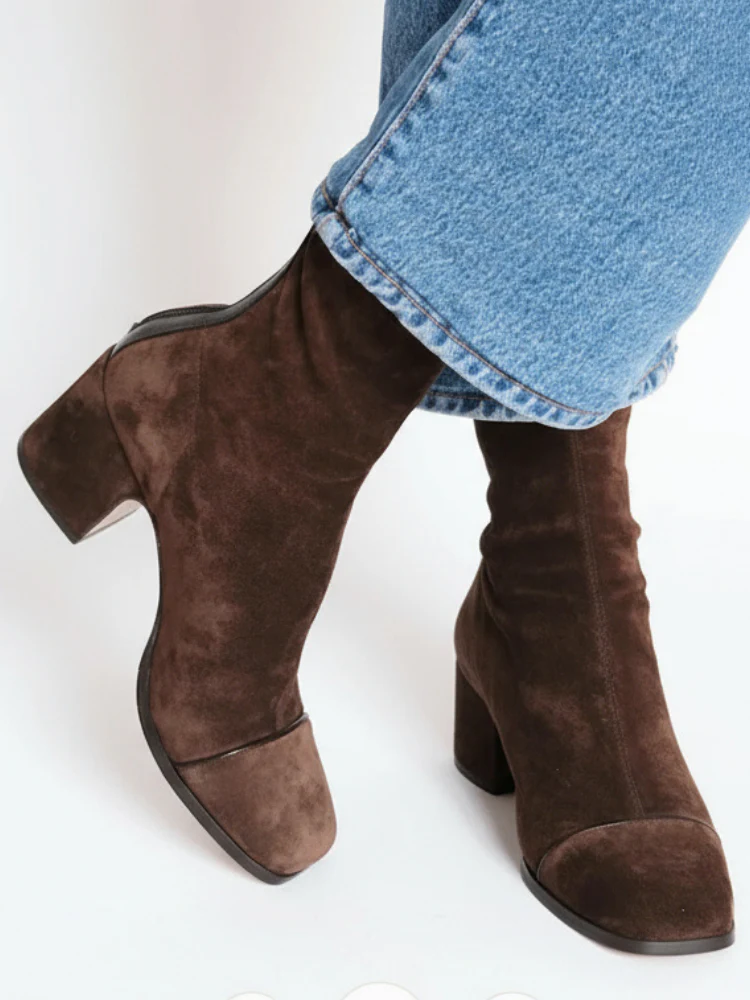 Bottes à talons élégantes