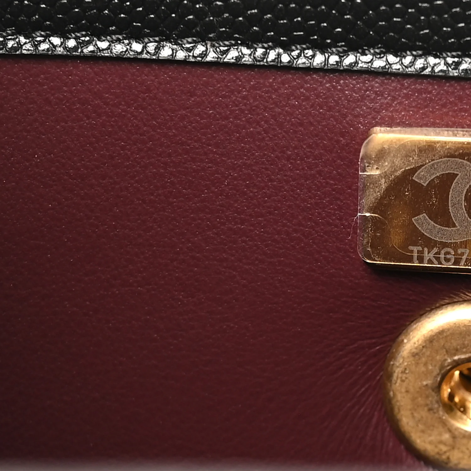 Caviar Quilted Chain Frame Flap Black