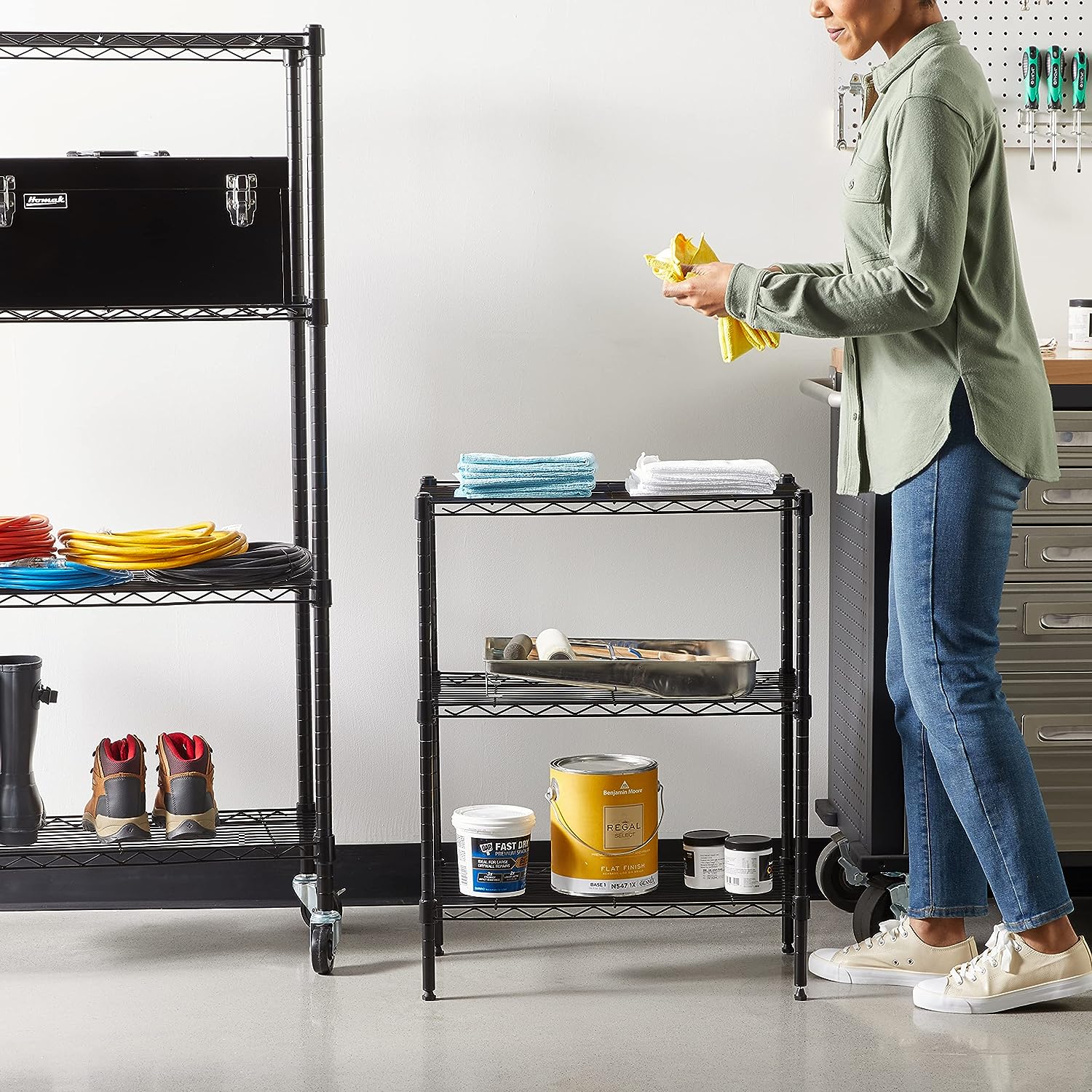 Amazon Basics 3-Shelf Adjustable Heavy Duty Steel Wire Rack Storage Shelving Organizer with Storage Space, Versatility and Ease of Use for Kitchen, Garage, 23.2
