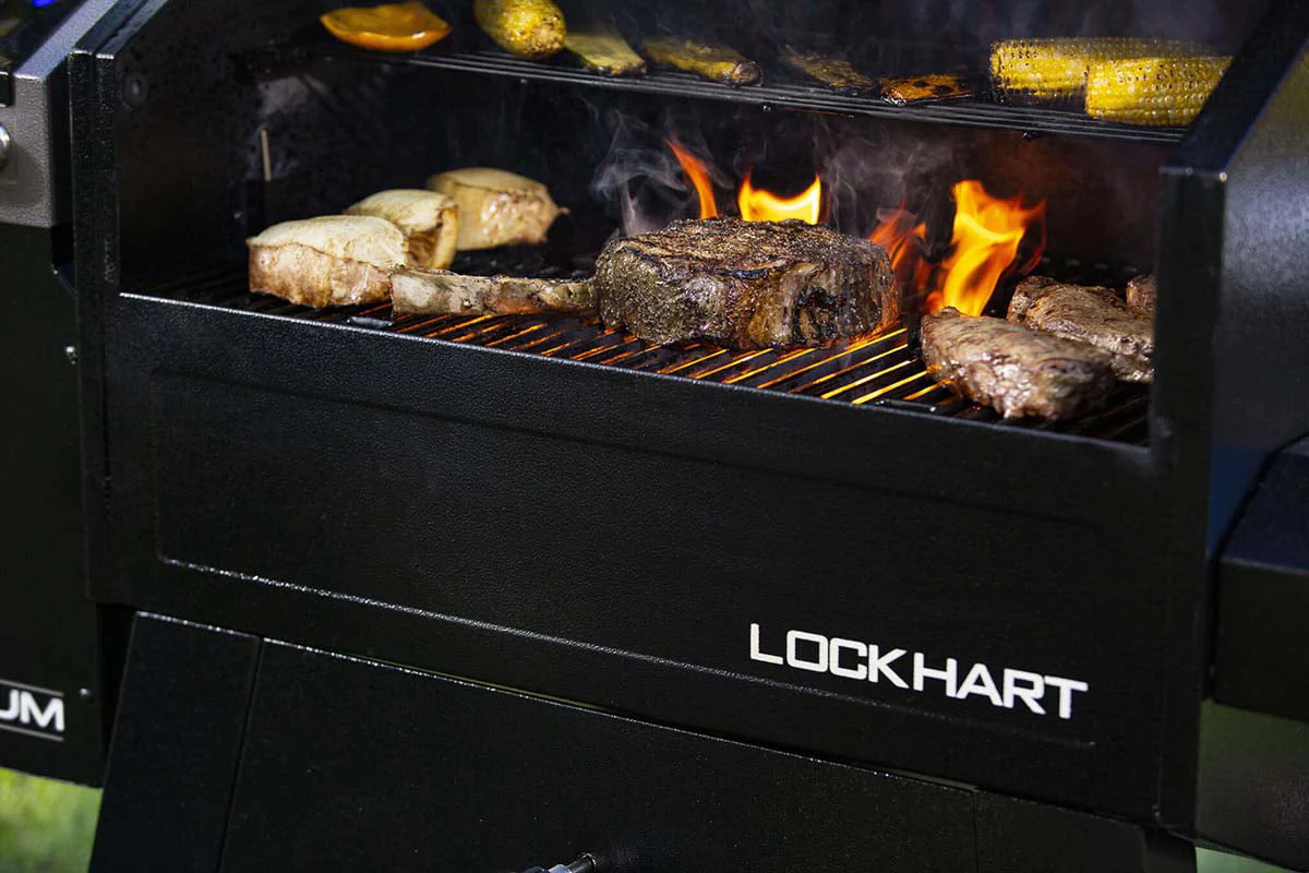 Platinum Lockhart Wi-Fi® and Bluetooth® Wood Pellet Grill and Smoker - Image 4