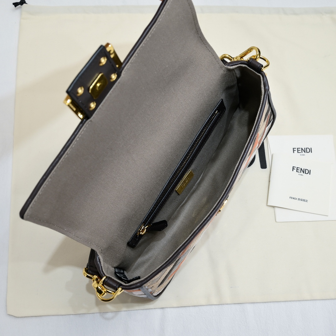 Fen Baguette new arrival bag size 27��6��14cm