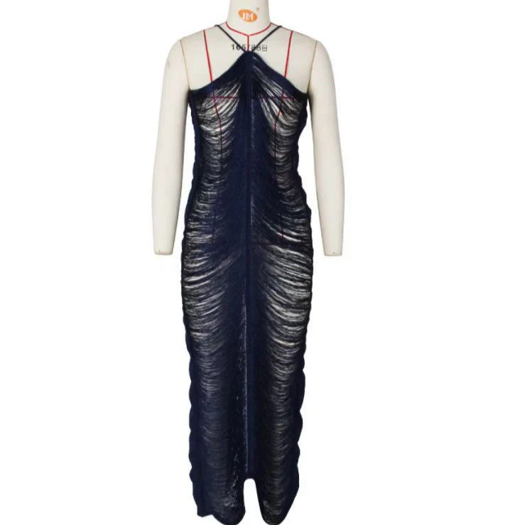 Robe longue élégante pour femme avec col sophistiqué et fente