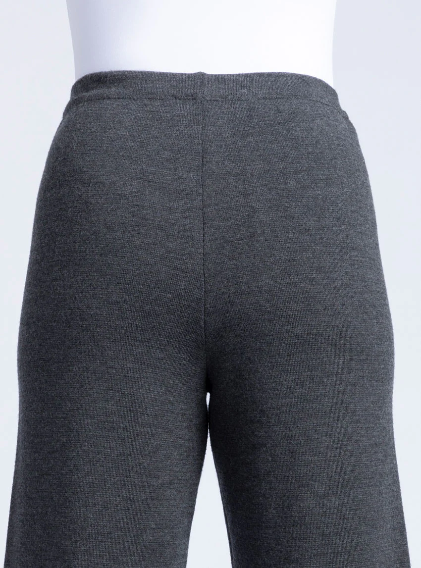 Pantalon femme en laine merinos gris anthracite