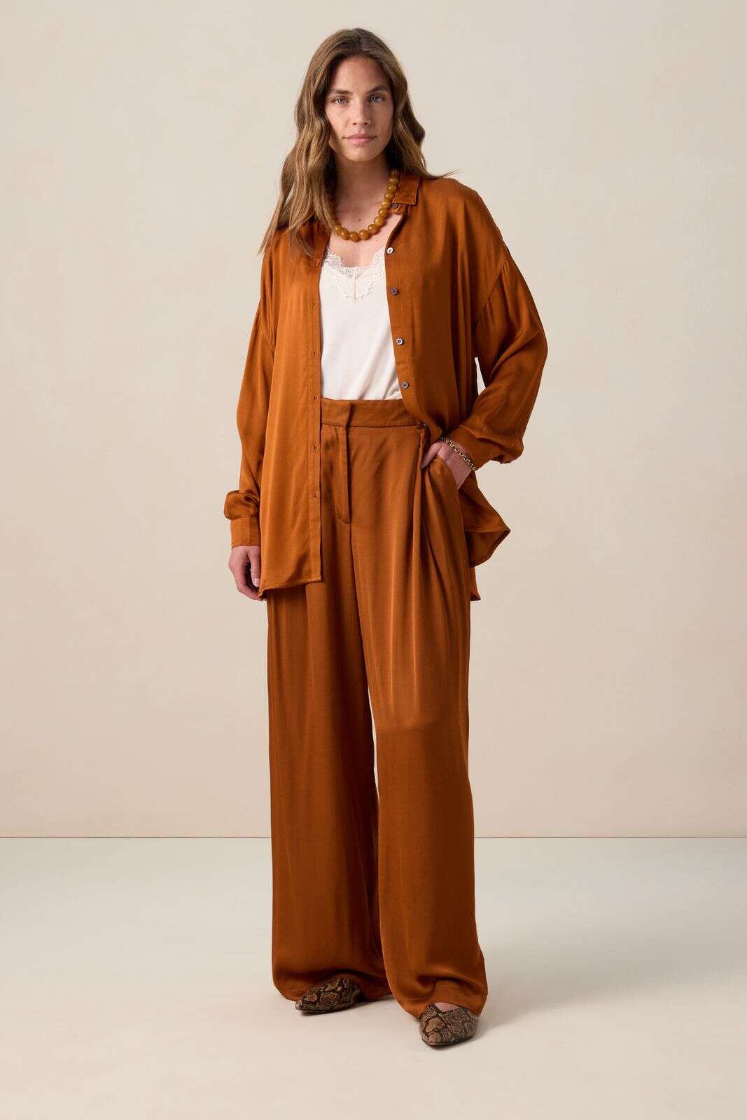 Bruine oversized blouse