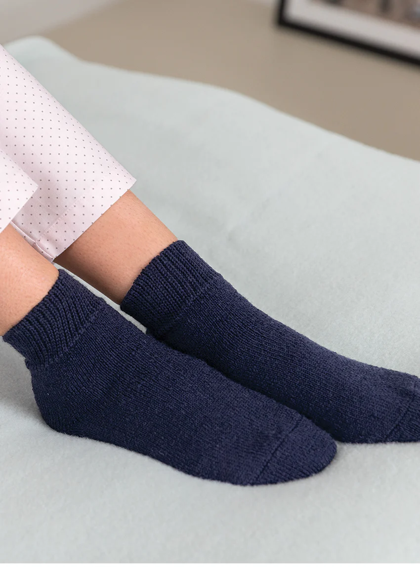 Chaussons de nuit femme en laine bleu marine