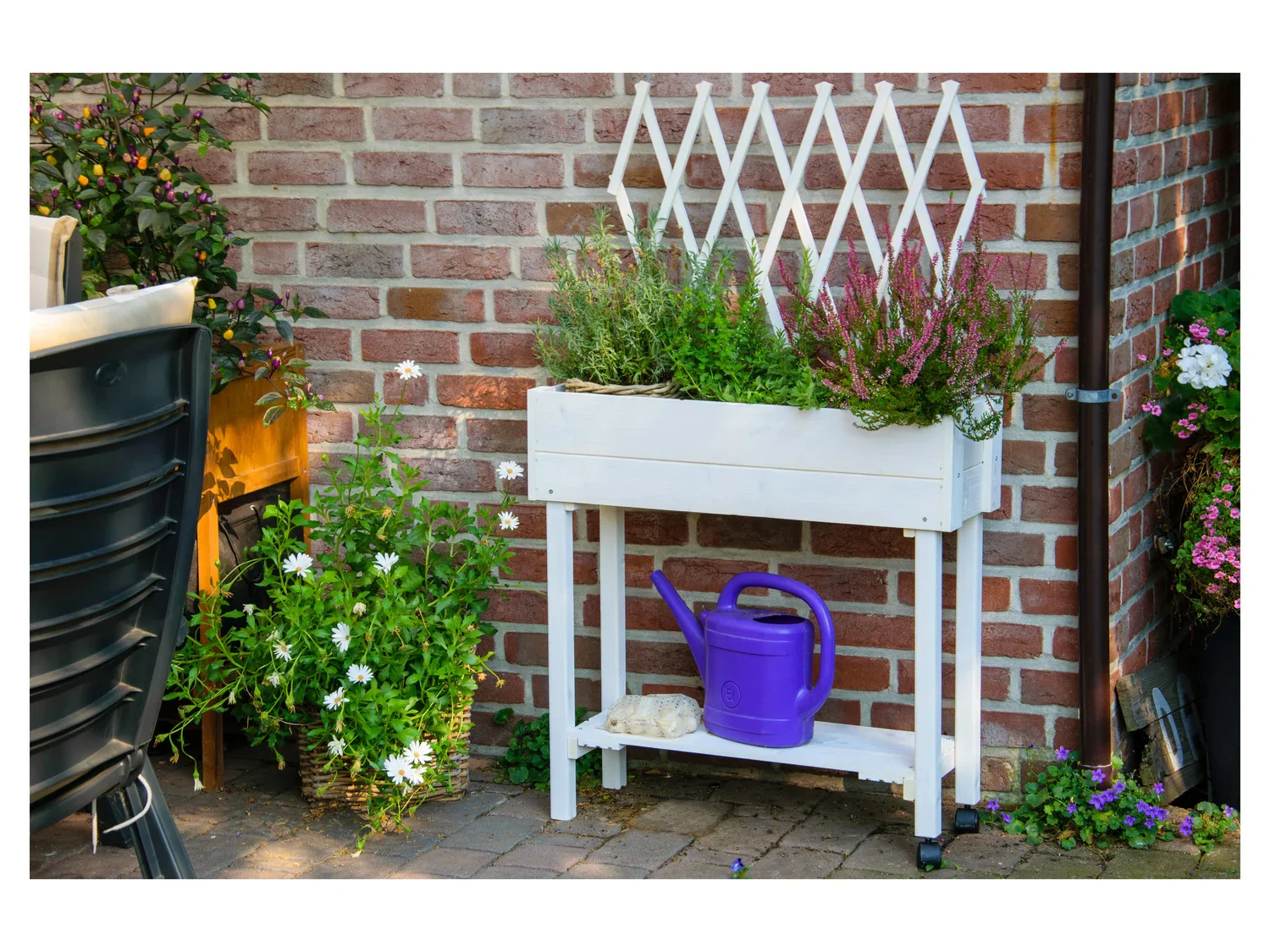 dobar Jardinire surleve  roulettes avec treillis, L 79 x l 28,5 x H130 cm