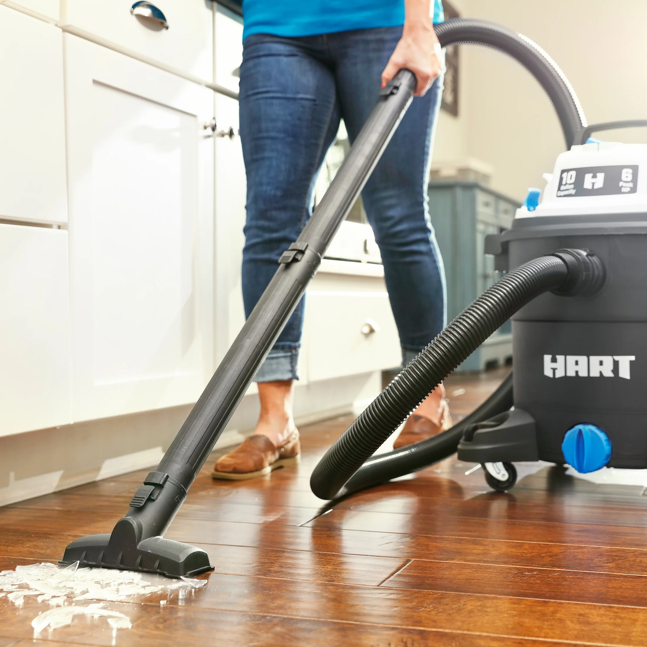 10 Gallon 6 Peak HP Poly Wet/Dry Vacuum, VOC1012PF 3702 - Image 9