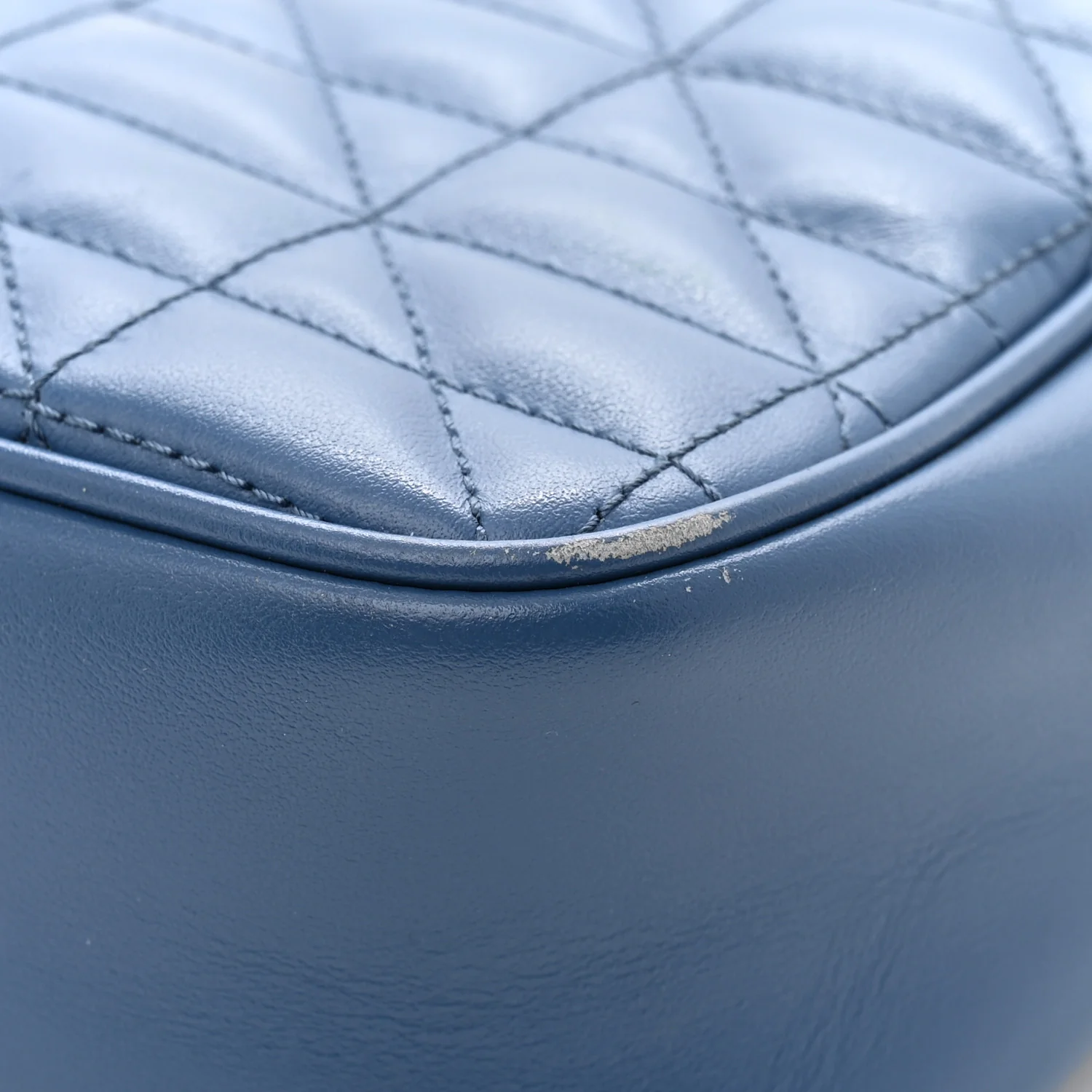 Calfskin Matelasse Aria Small GG Marmont Chain Shoulder Bag Clear Blue