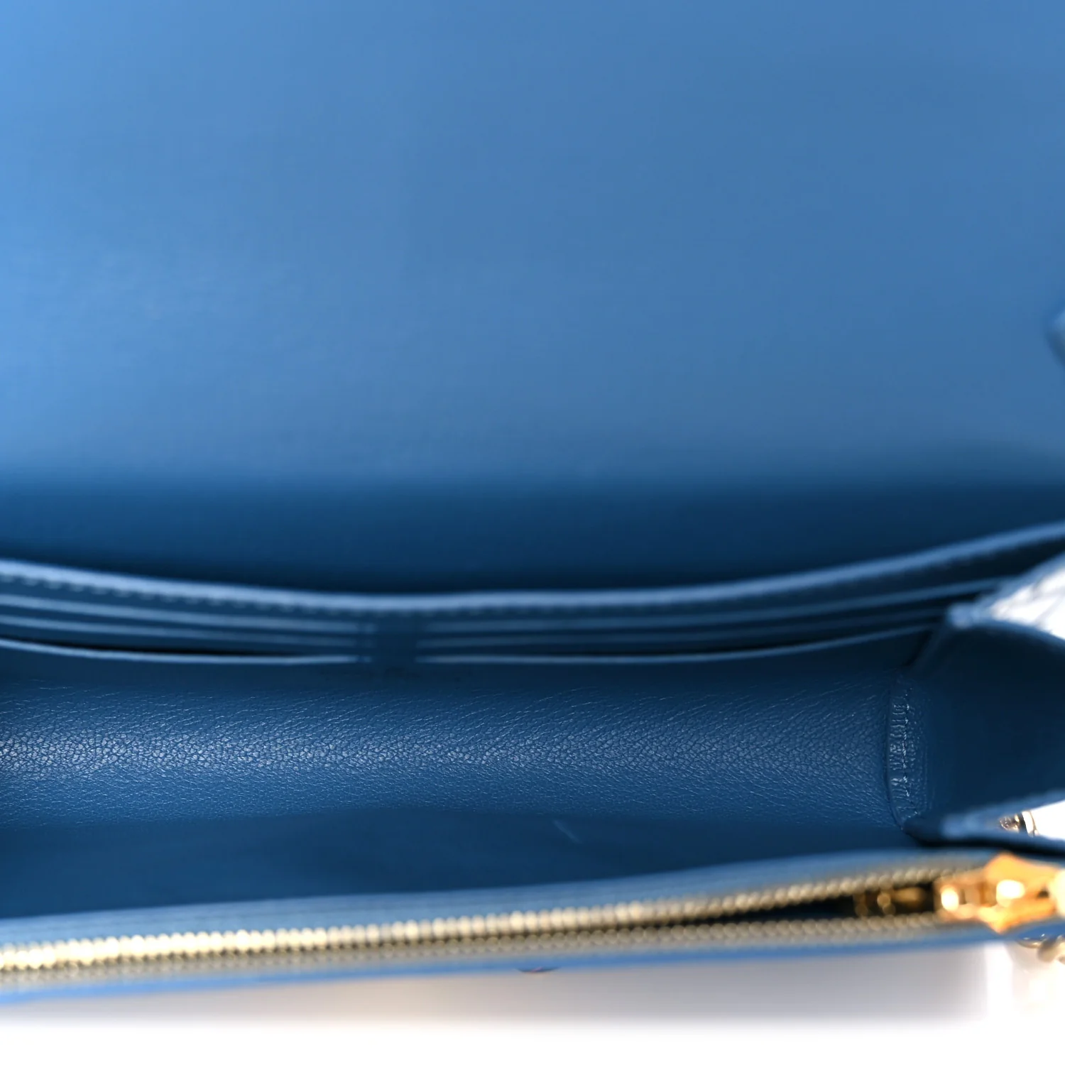 Crocodile Twist Chain Wallet Bleuet