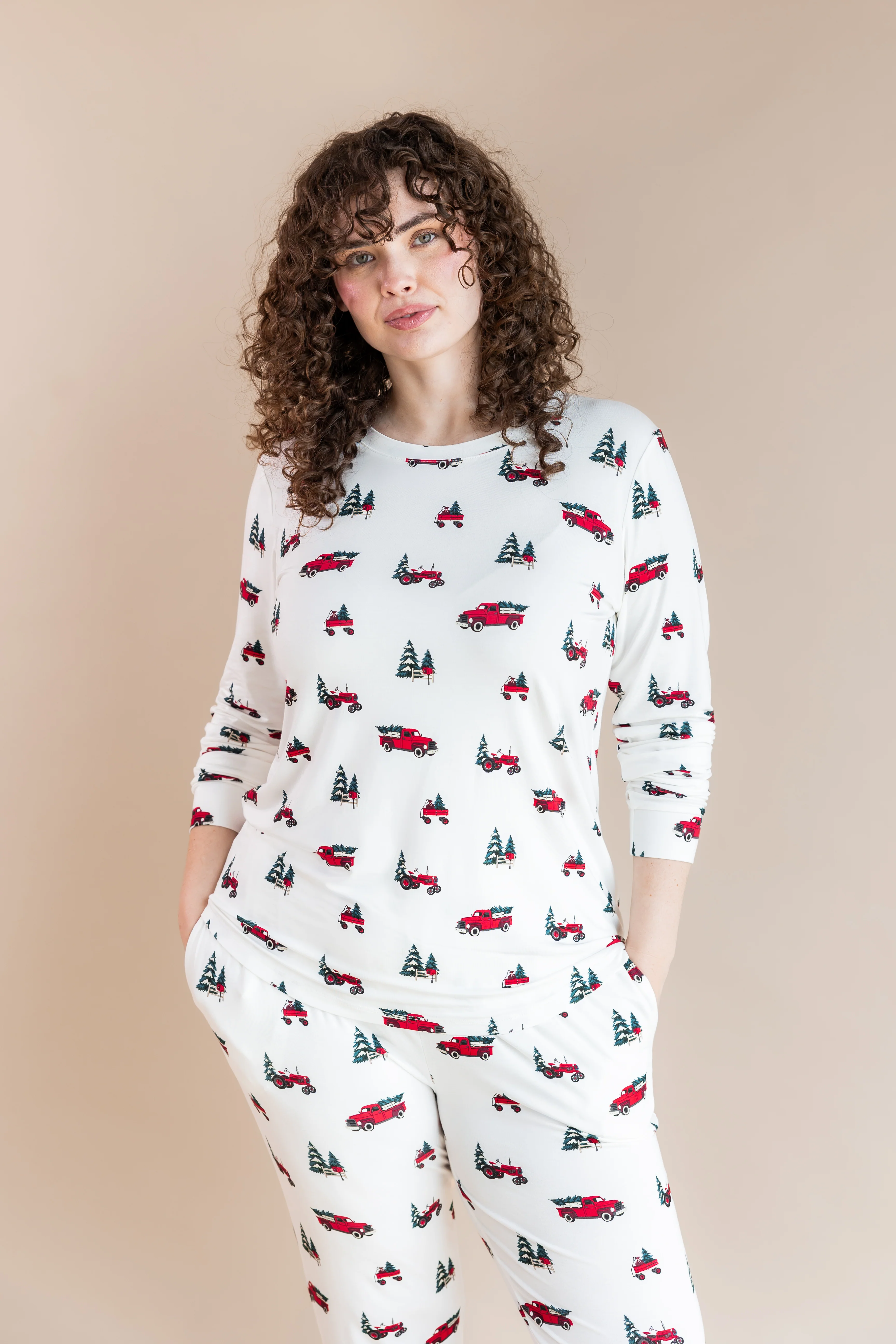 Women's Jogger Pajama Set in Holiday Tree Farm
